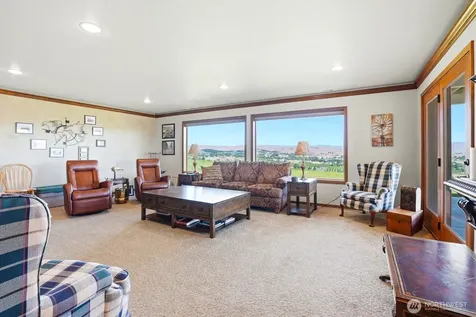 332 Marisa Hill Drive Selah WA 98942