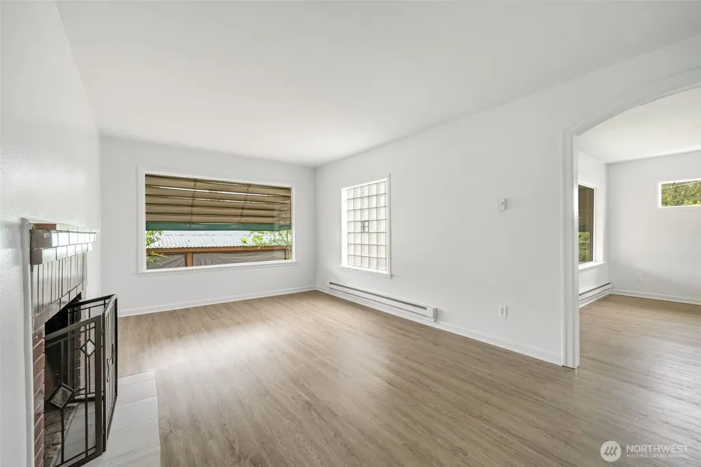 5612 Delridge Way SW Seattle WA 98106