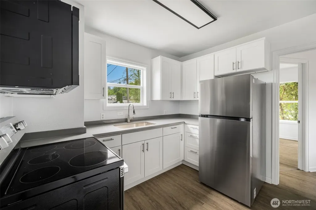 5612 Delridge Way SW Seattle WA 98106