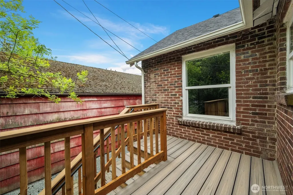 5612 Delridge Way SW Seattle WA 98106