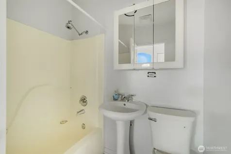5612 Delridge Way SW Seattle WA 98106