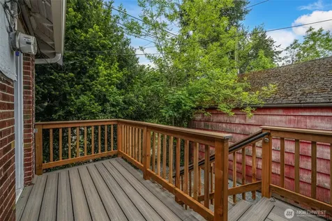 5612 Delridge Way SW Seattle WA 98106