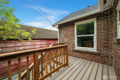 5612 Delridge Way SW Seattle WA 98106