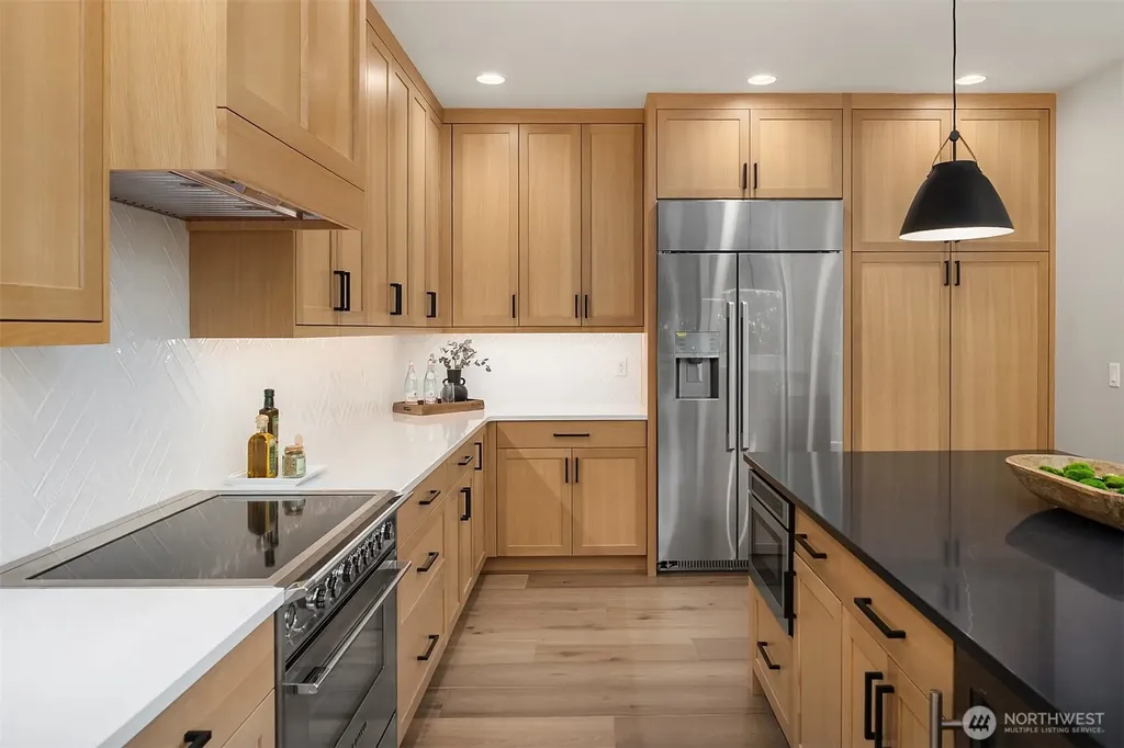 7321 48th Avenue NE Seattle WA 98115