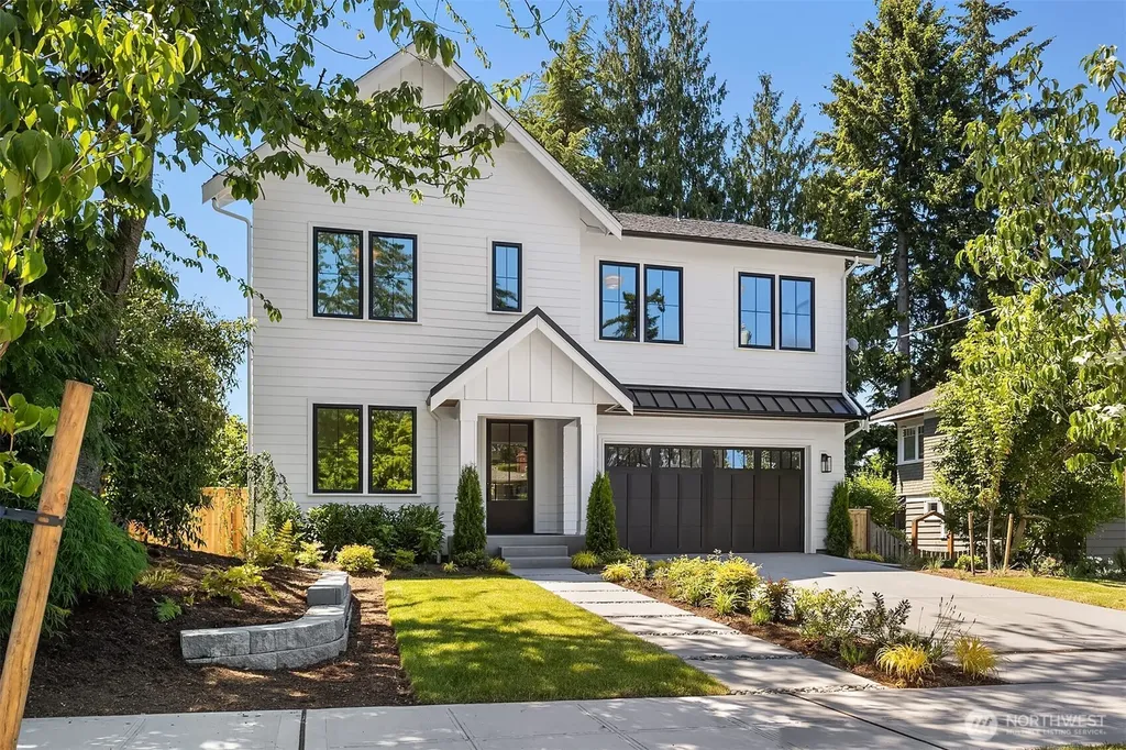 7321 48th Avenue NE Seattle WA 98115
