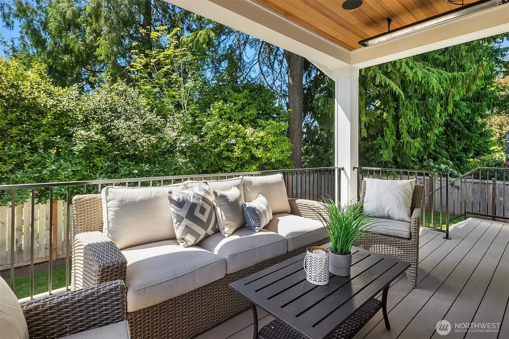 7321 48th Avenue NE Seattle WA 98115