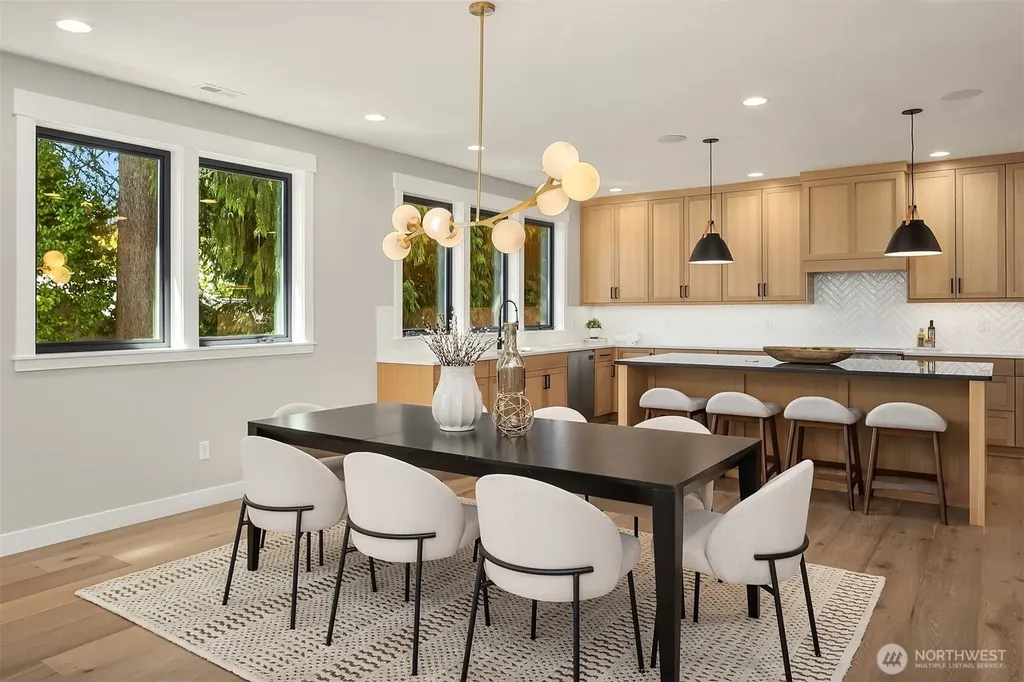 7321 48th Avenue NE Seattle WA 98115