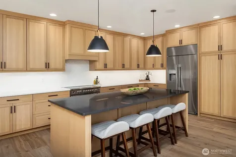 7321 48th Avenue NE Seattle WA 98115