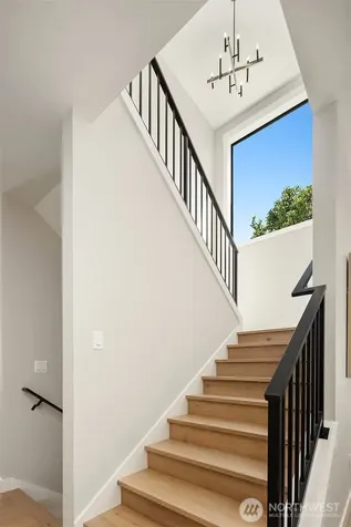 7321 48th Avenue NE Seattle WA 98115