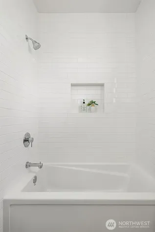 7321 48th Avenue NE Seattle WA 98115