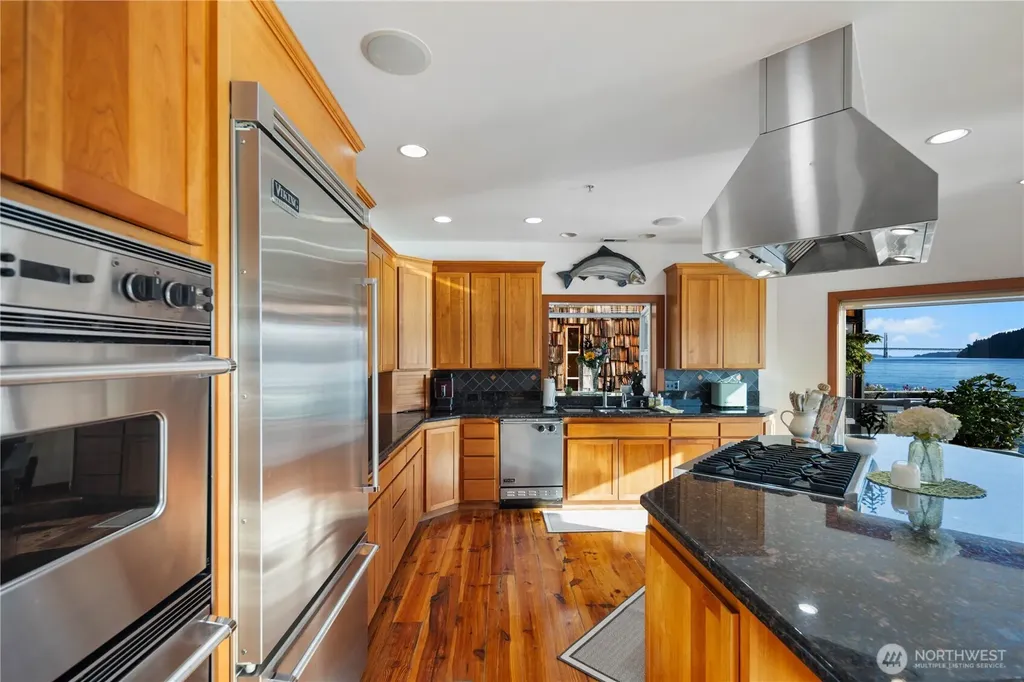26 N Salmon Beach Tacoma WA 98407