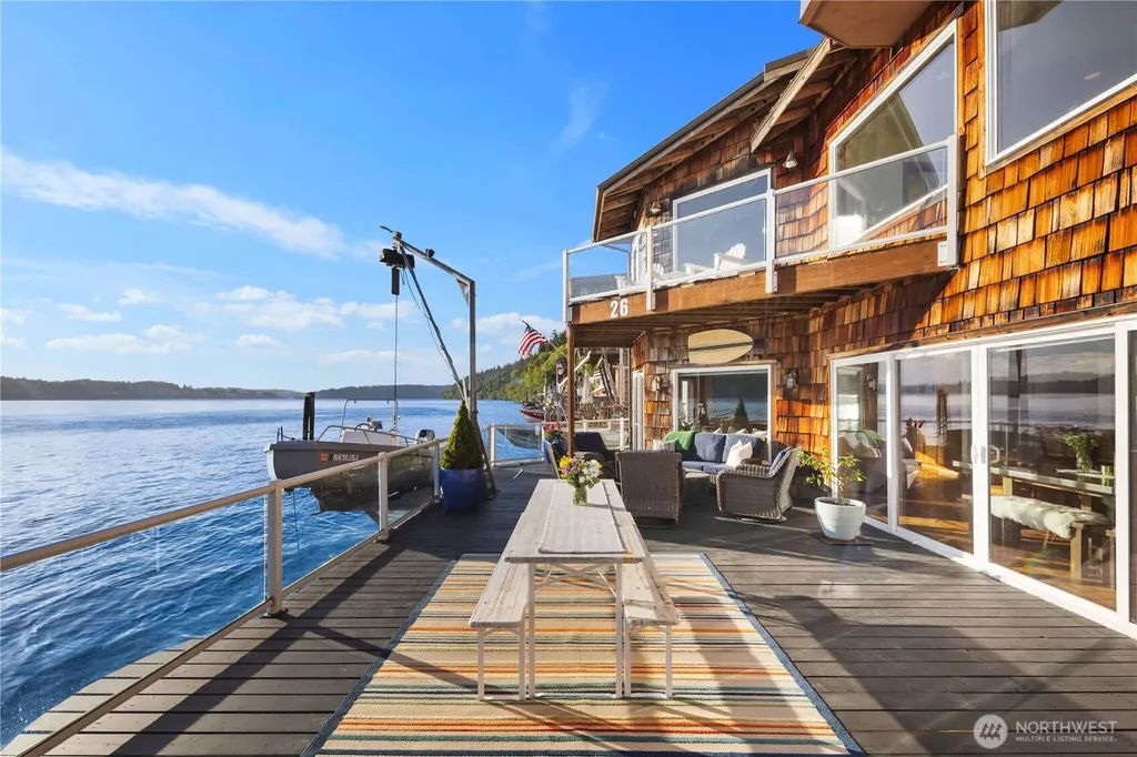 26 N Salmon Beach Tacoma WA 98407