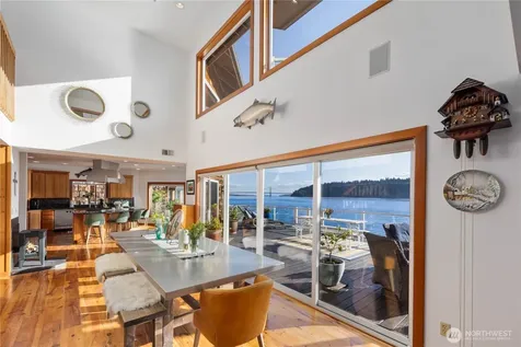 26 N Salmon Beach Tacoma WA 98407
