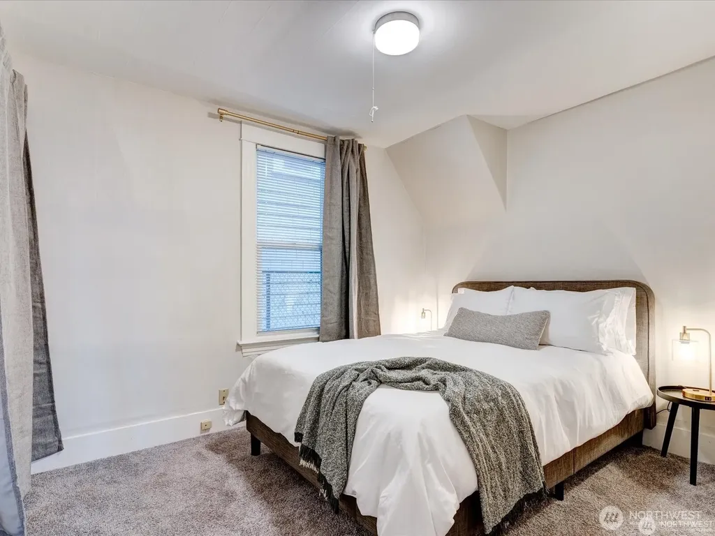 1626 39th Avenue E Seattle WA 98112