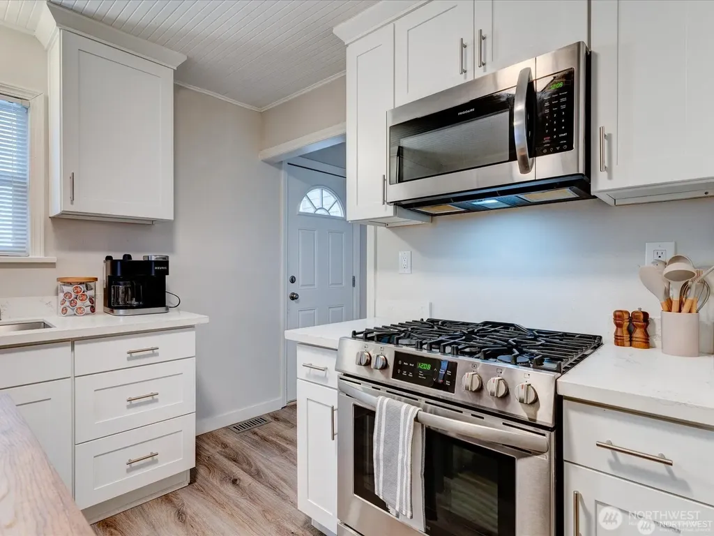1626 39th Avenue E Seattle WA 98112