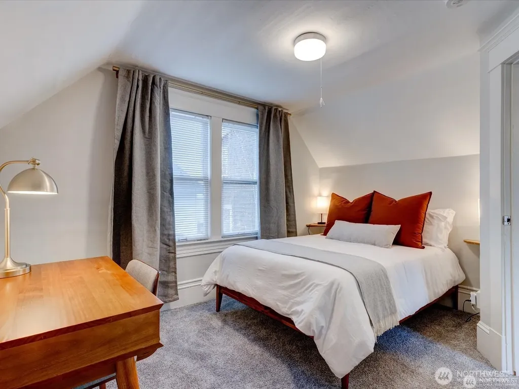 1626 39th Avenue E Seattle WA 98112