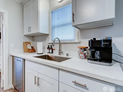 1626 39th Avenue E Seattle WA 98112