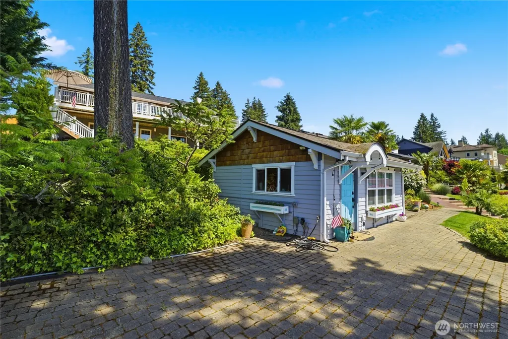 7110 Vandermark Road E Bonney Lake WA 98391