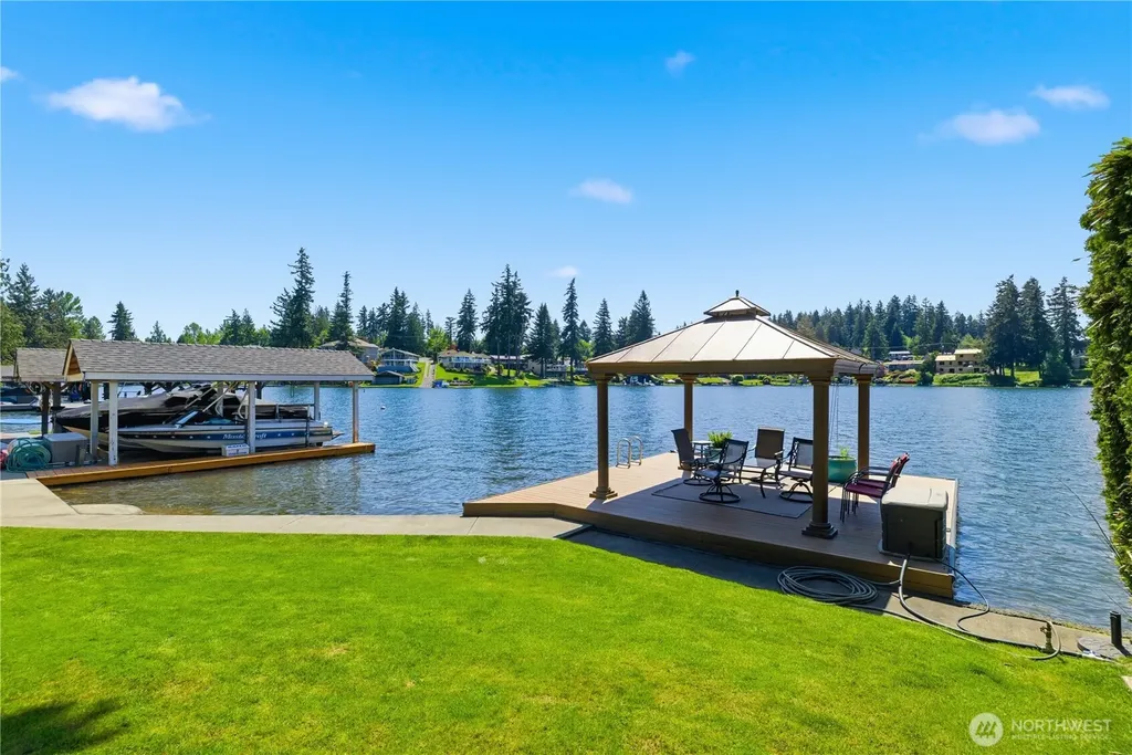 7110 Vandermark Road E Bonney Lake WA 98391