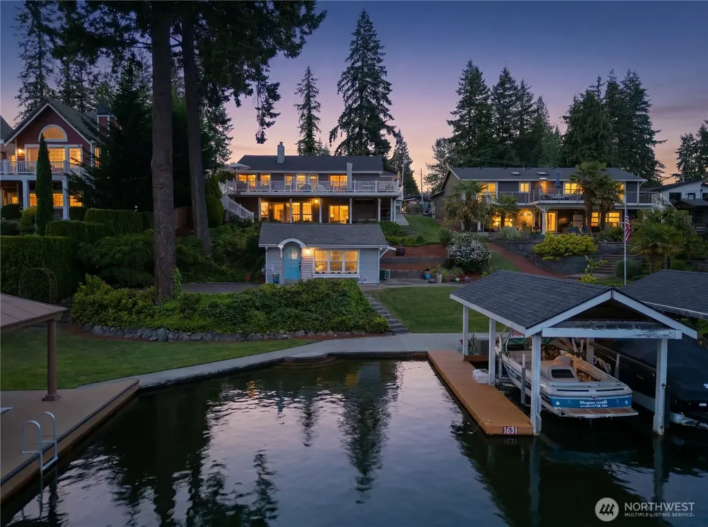 7110 Vandermark Road E Bonney Lake WA 98391