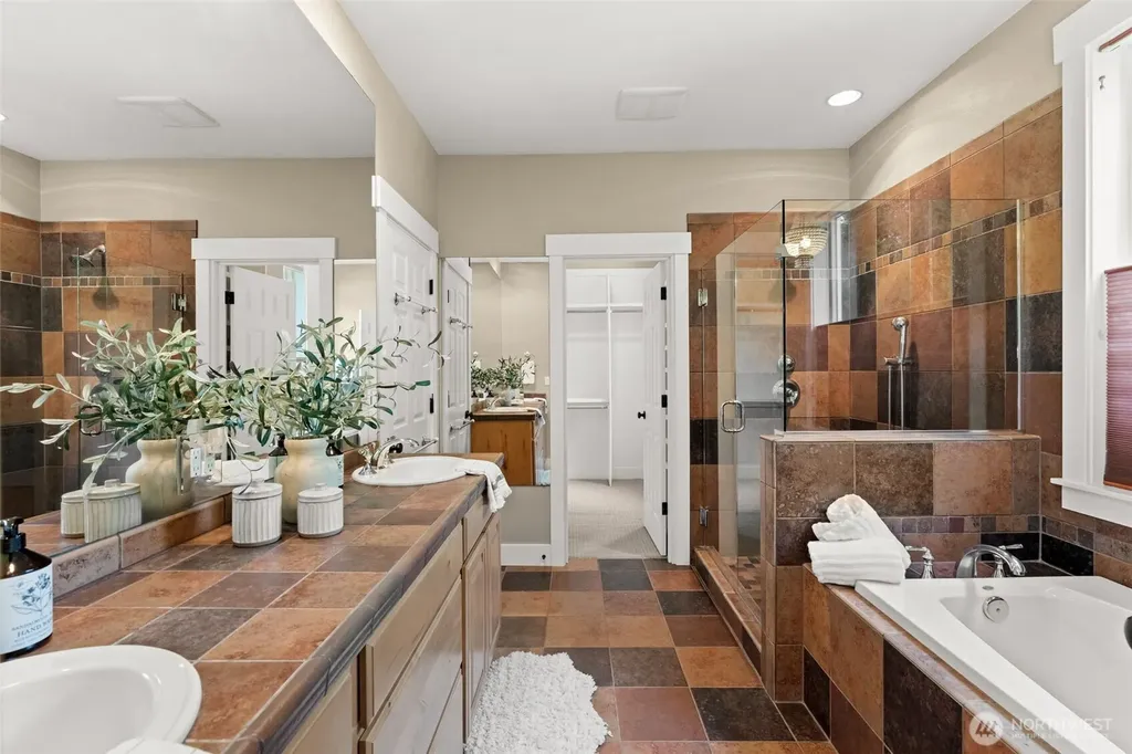 10114 Crescent Valley Drive Gig Harbor WA 98332