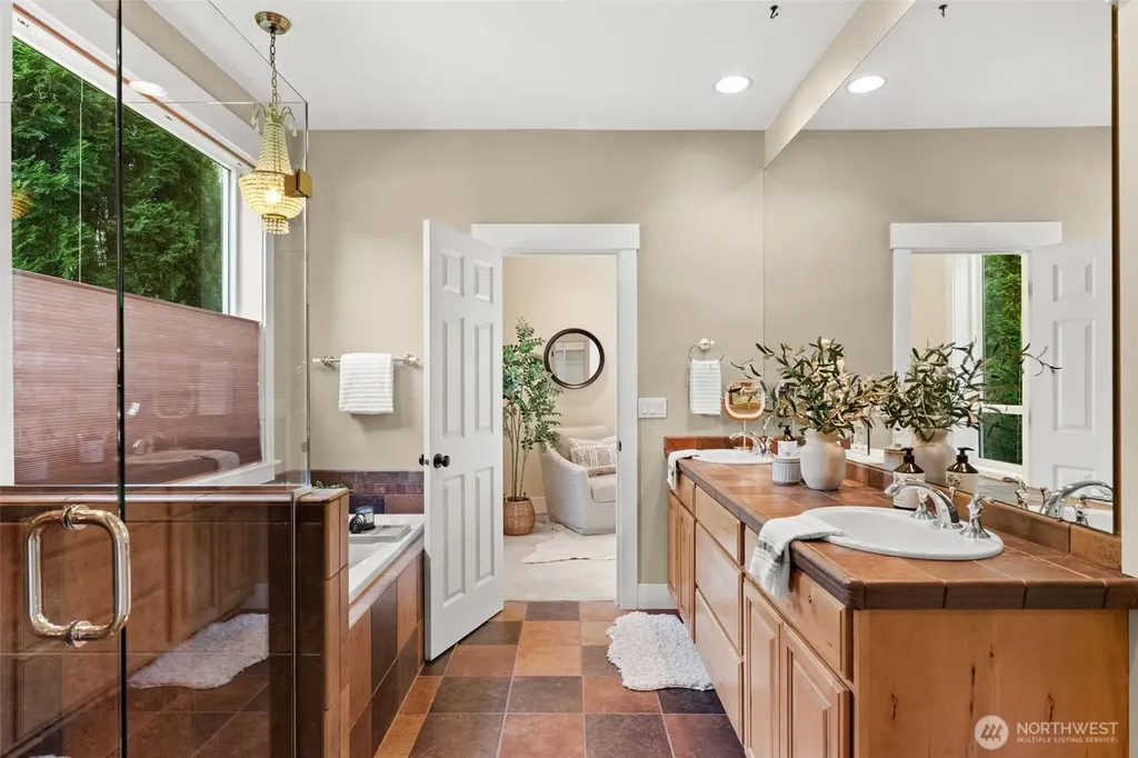 10114 Crescent Valley Drive Gig Harbor WA 98332