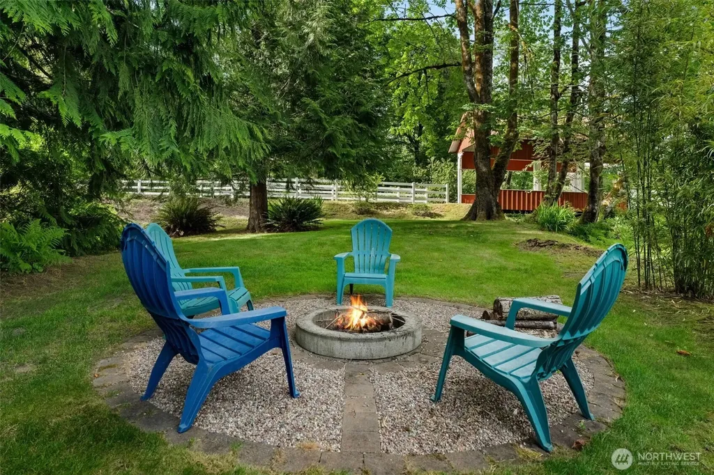 10114 Crescent Valley Drive Gig Harbor WA 98332