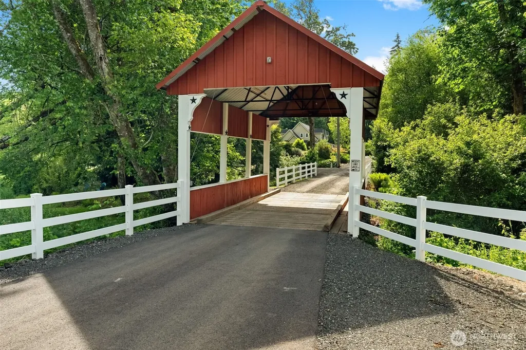 10114 Crescent Valley Drive Gig Harbor WA 98332