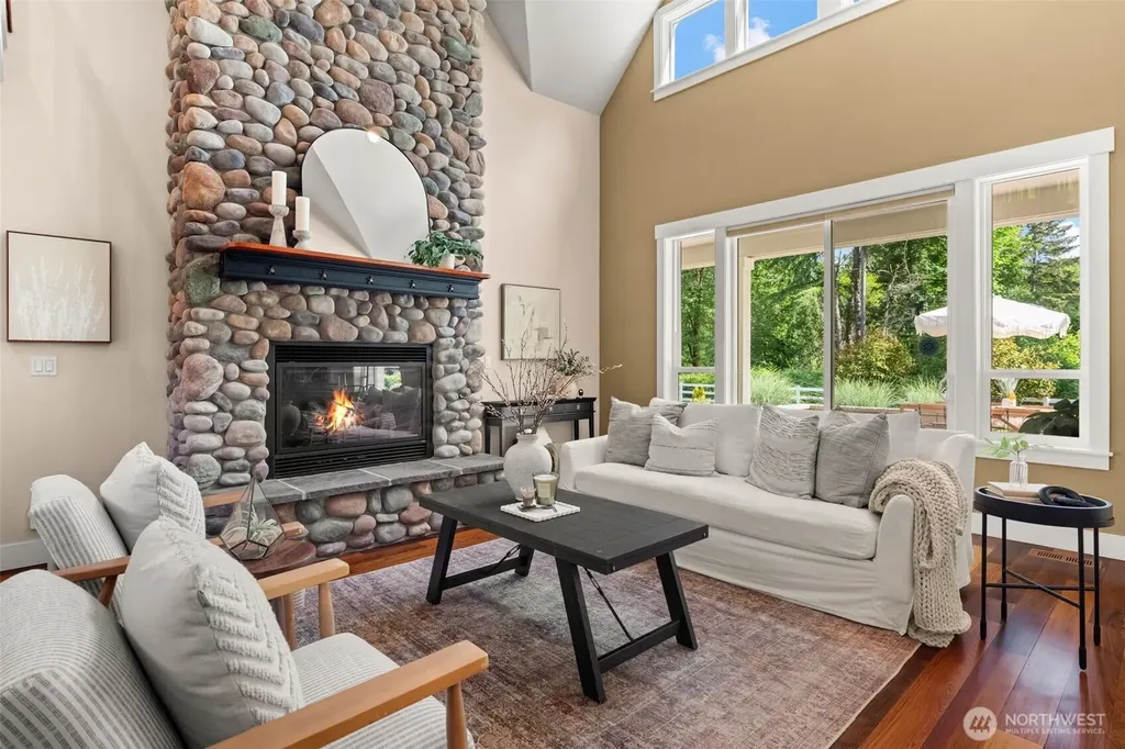 10114 Crescent Valley Drive Gig Harbor WA 98332