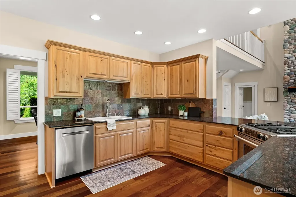 10114 Crescent Valley Drive Gig Harbor WA 98332