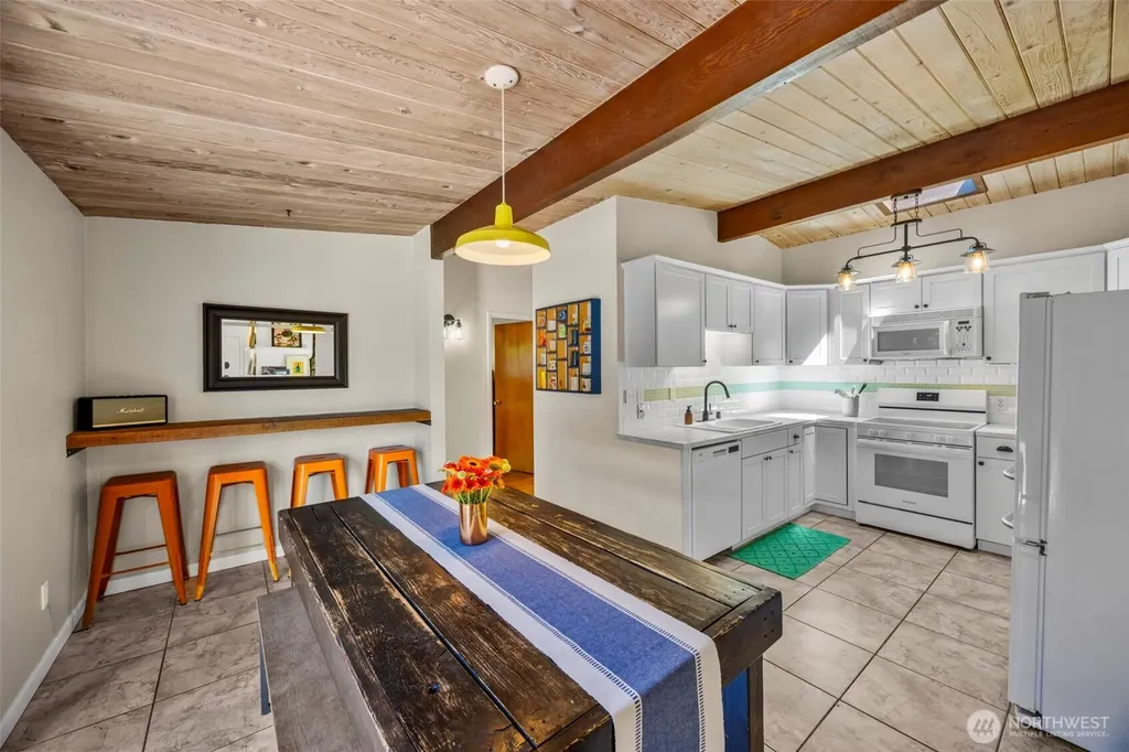 8989 NE Nevada Street Bremerton WA 98311