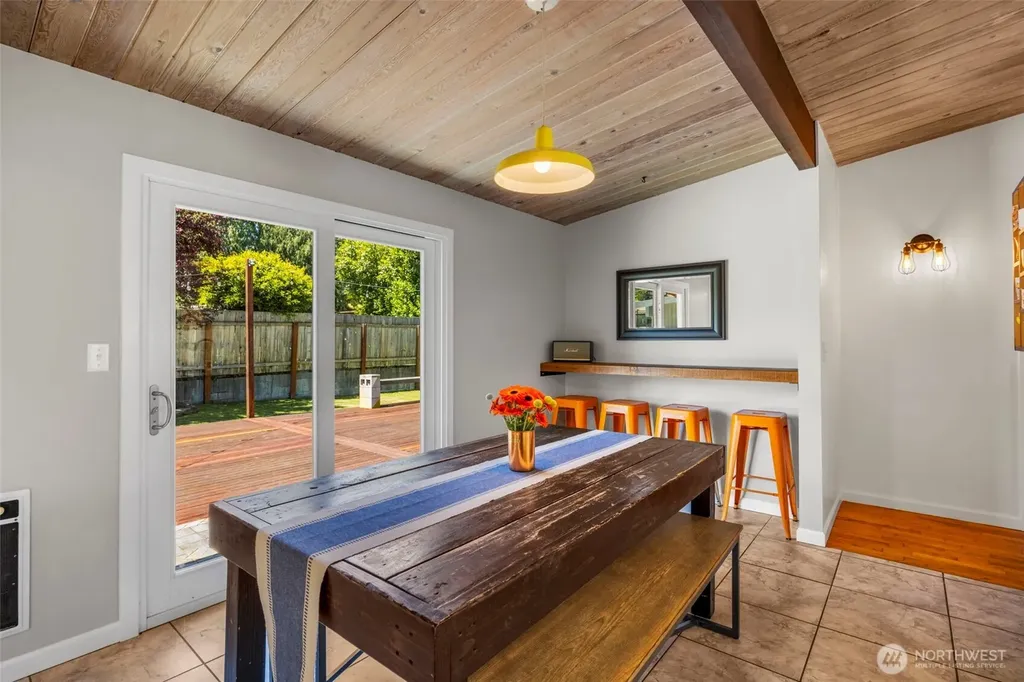 8989 NE Nevada Street Bremerton WA 98311