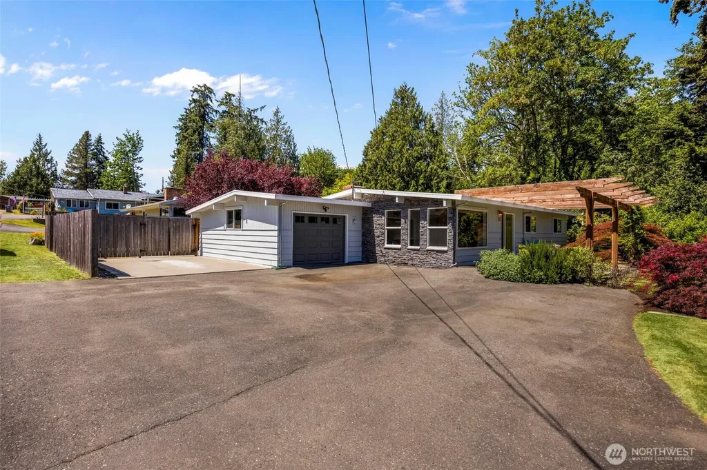 8989 NE Nevada Street Bremerton WA 98311