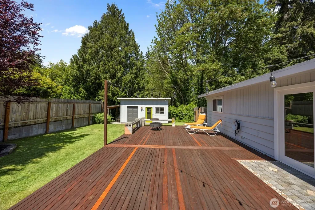 8989 NE Nevada Street Bremerton WA 98311