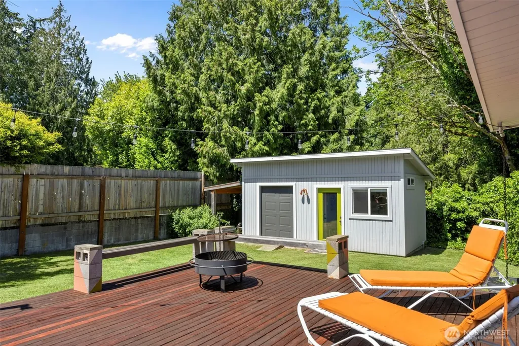 8989 NE Nevada Street Bremerton WA 98311