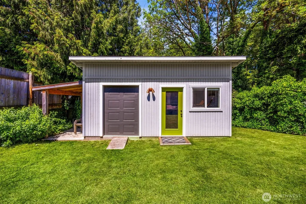 8989 NE Nevada Street Bremerton WA 98311