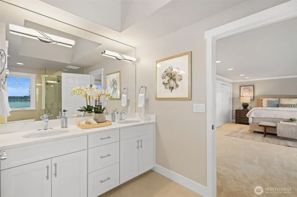 18021 SE 40th Place Bellevue WA 98008