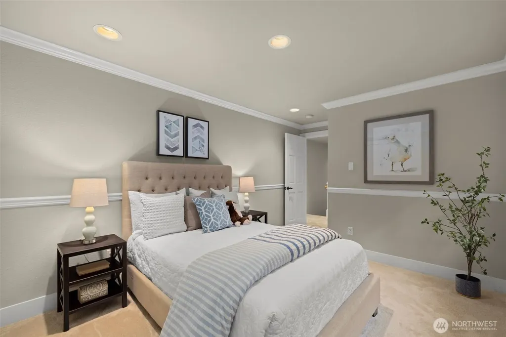 18021 SE 40th Place Bellevue WA 98008