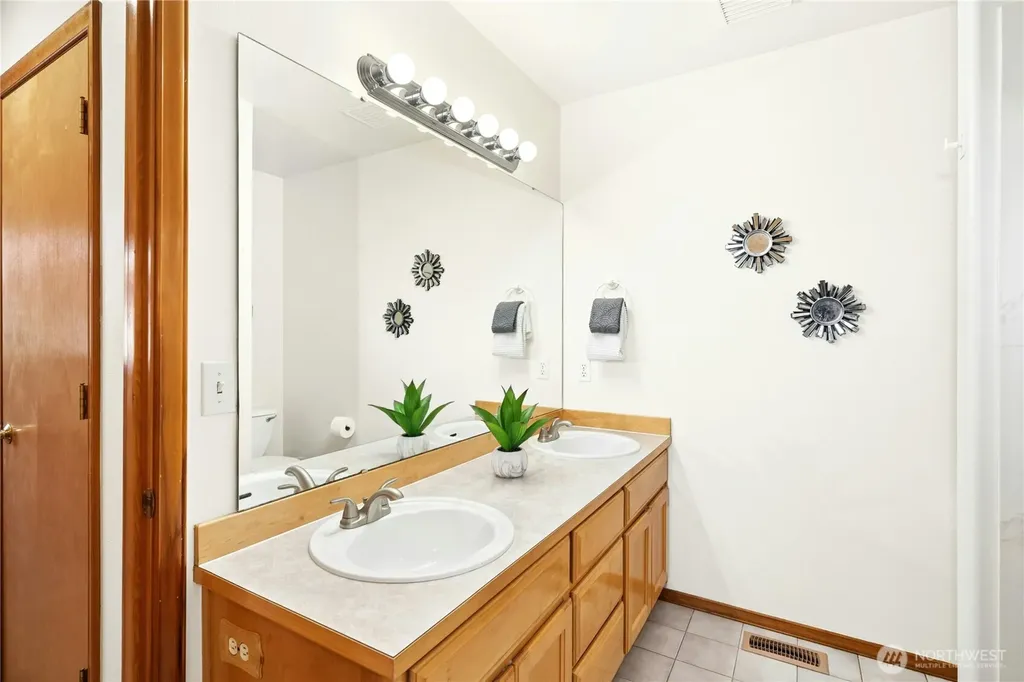 15507 Cedar Place SE Monroe WA 98272