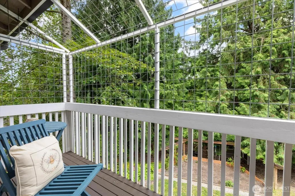 2415 E Cedar Hills Drive Mount Vernon WA 98274