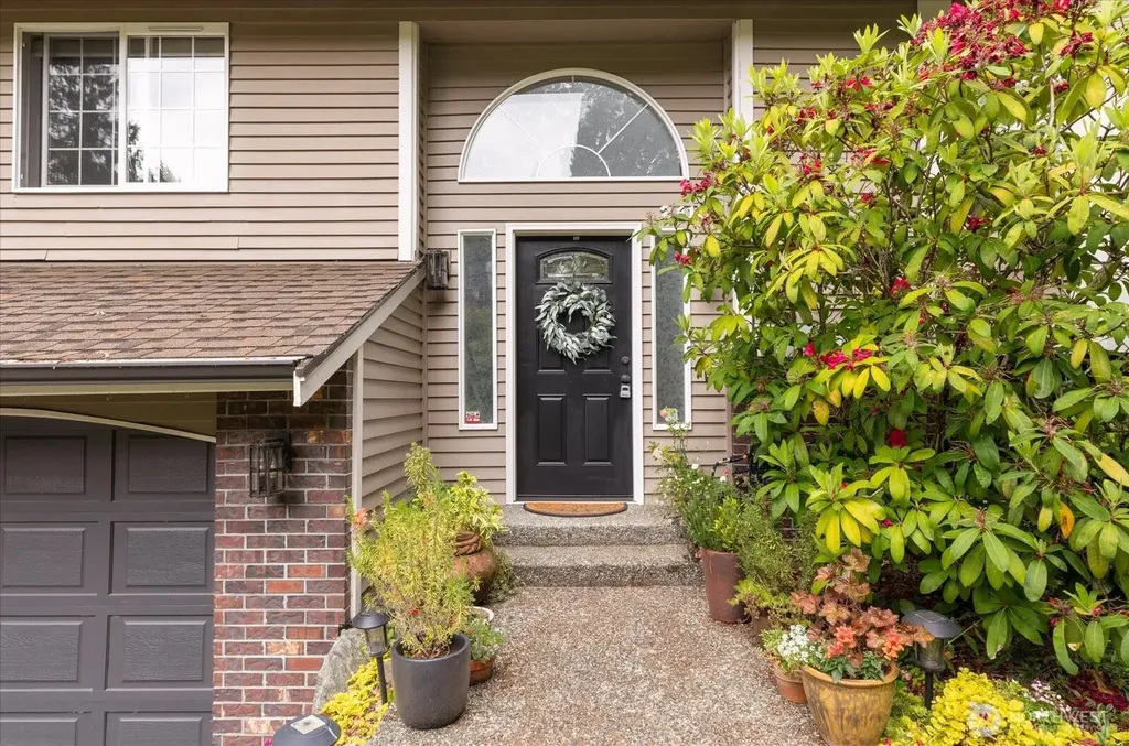 2415 E Cedar Hills Drive Mount Vernon WA 98274