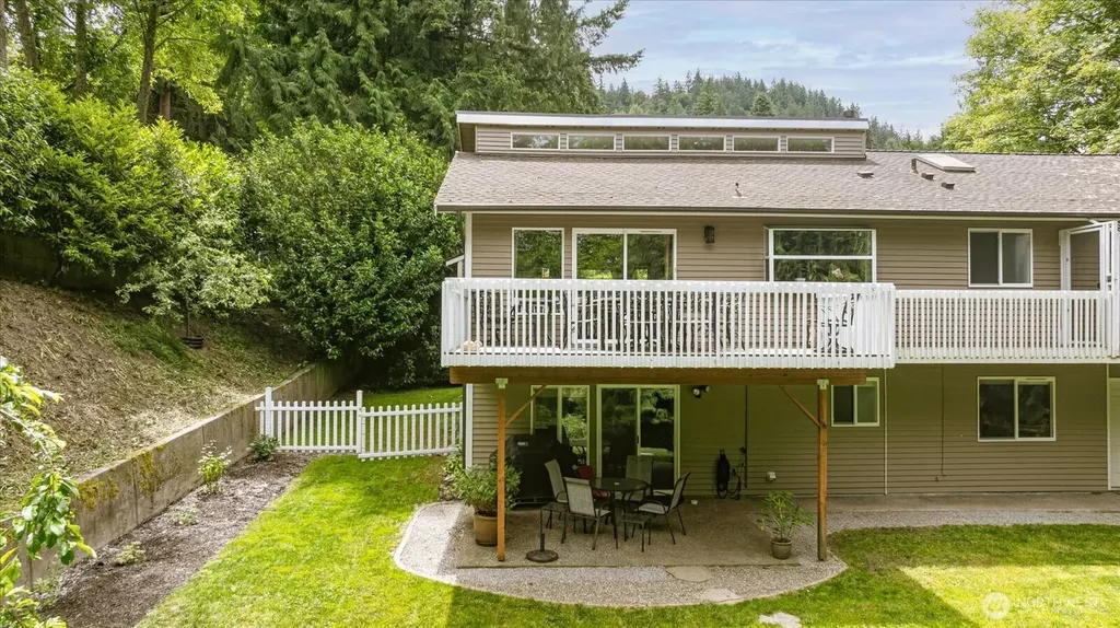 2415 E Cedar Hills Drive Mount Vernon WA 98274