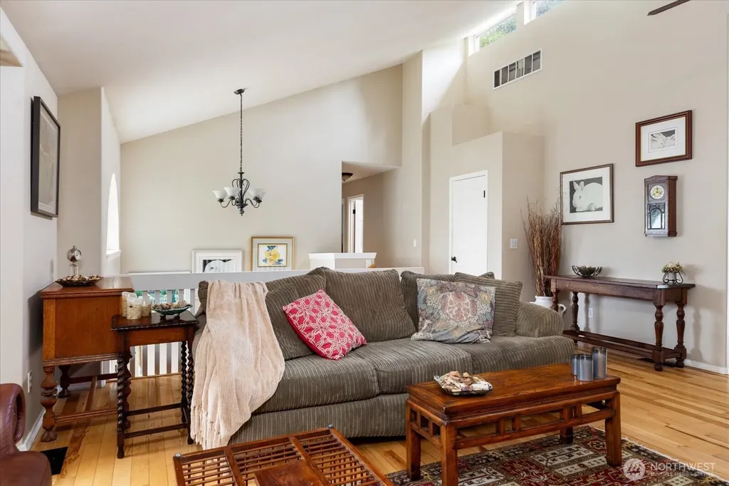 2415 E Cedar Hills Drive Mount Vernon WA 98274