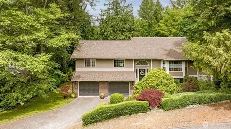 2415 E Cedar Hills Drive Mount Vernon WA 98274