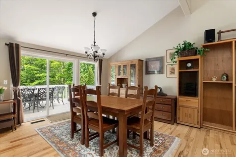 2415 E Cedar Hills Drive Mount Vernon WA 98274