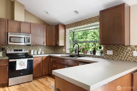 2415 E Cedar Hills Drive Mount Vernon WA 98274