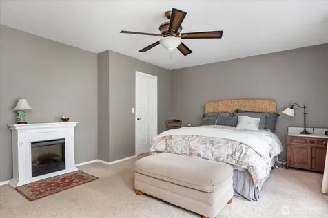 2415 E Cedar Hills Drive Mount Vernon WA 98274