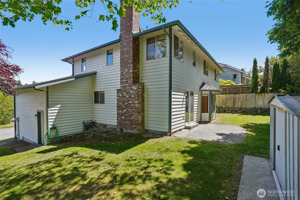 32745 47th Avenue SW Federal Way WA 98023