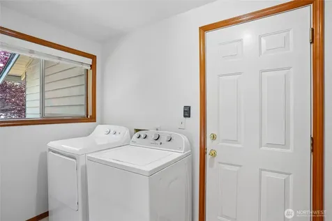 32745 47th Avenue SW Federal Way WA 98023