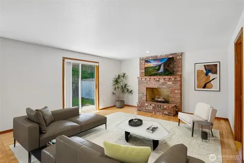 32745 47th Avenue SW Federal Way WA 98023